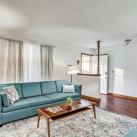 Brilliant In Bellview-Back Unit-- Mins To Nas Pensacola, Beach, Shopping Exterior photo