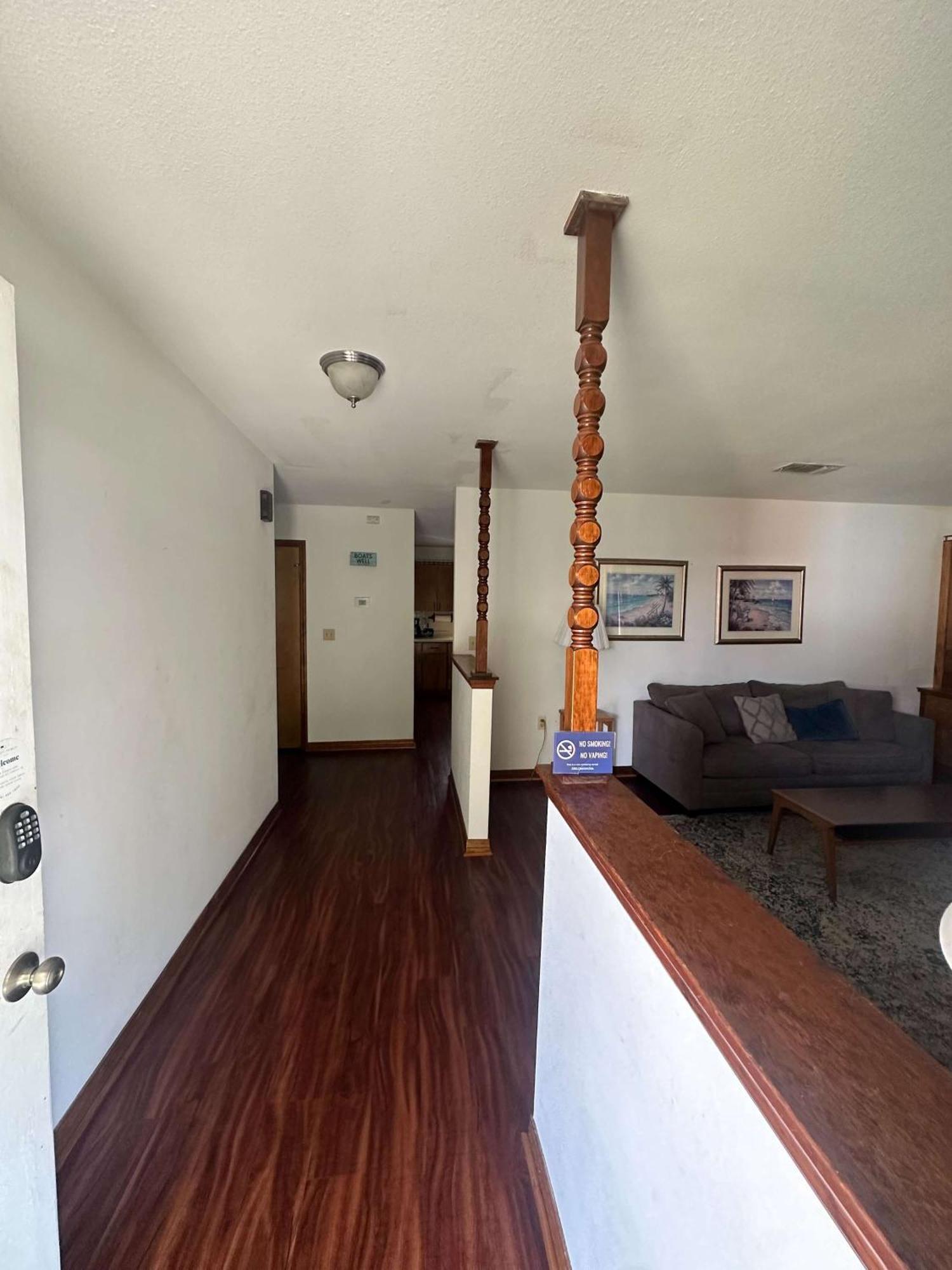 Holiday home Brilliant In Bellview-back Unit-- Mins To Nas Pensacola, Beach, Shopping *